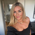 Jasmine R